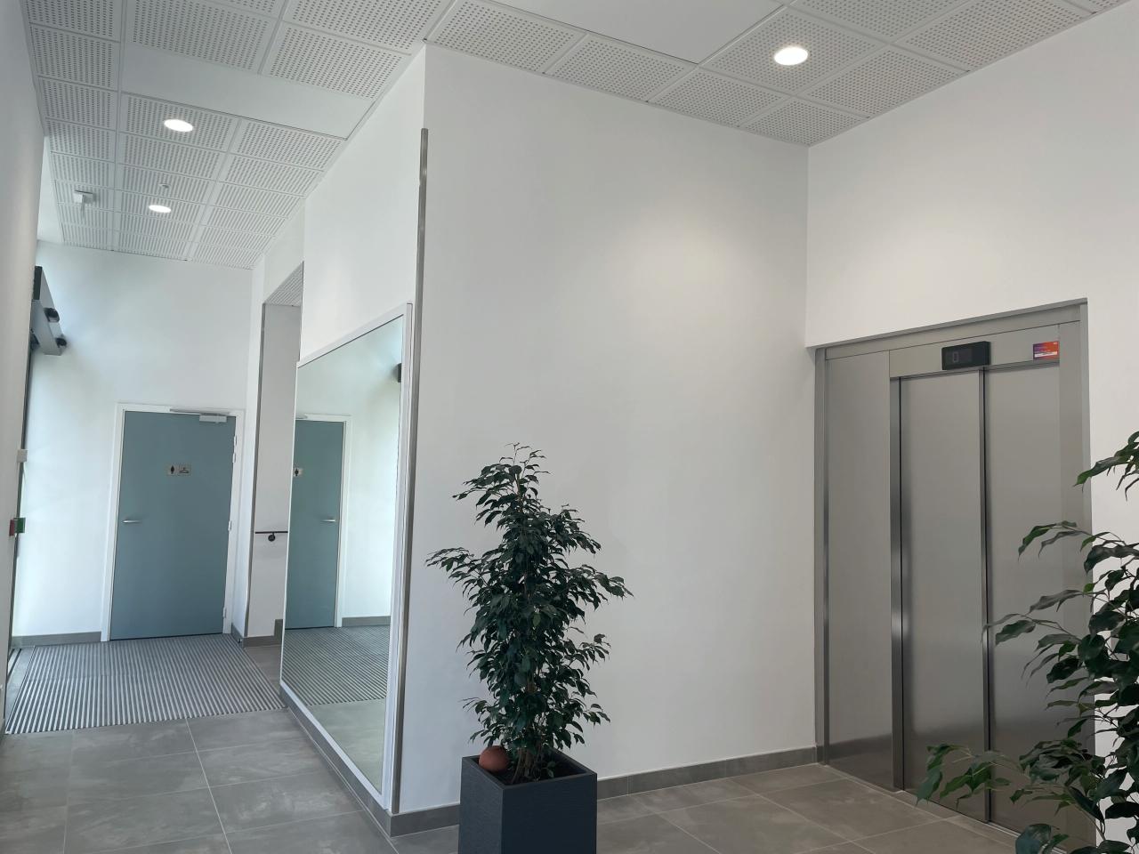 Bureau Angers 602m² Location bureau Angers Maine-et-Loire OLBUR2113170 6